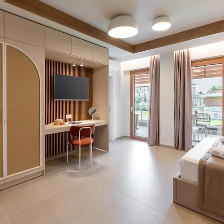Harmonia Boutique - 150m From The 3*