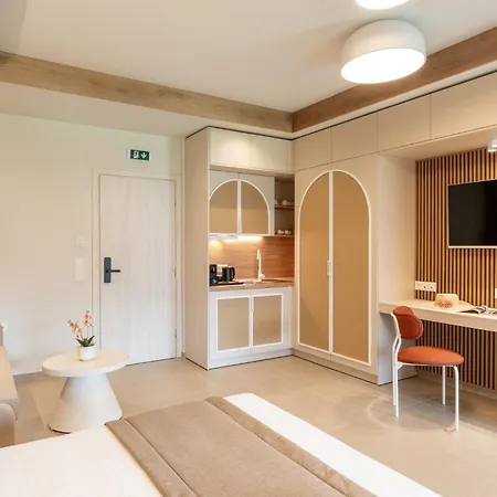 Harmonia Boutique - 150m From The 3* Leptokariá