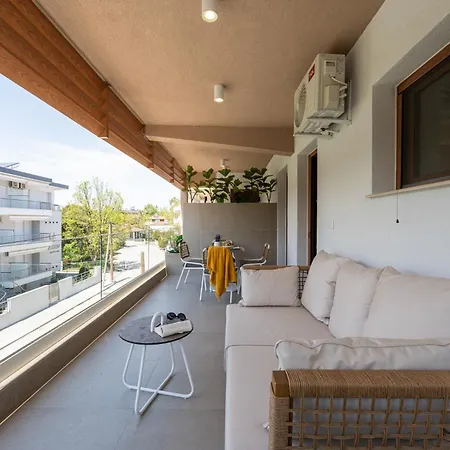 Harmonia Boutique - 150m From The Leptokariá