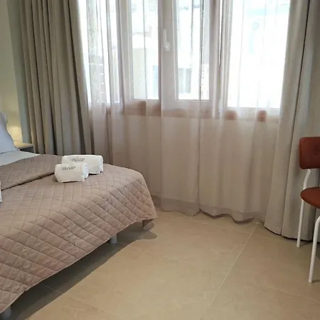 Harmonia Boutique - 150m From The Apartmanhotel