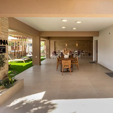 Harmonia Boutique - 150m From The Leptokariá